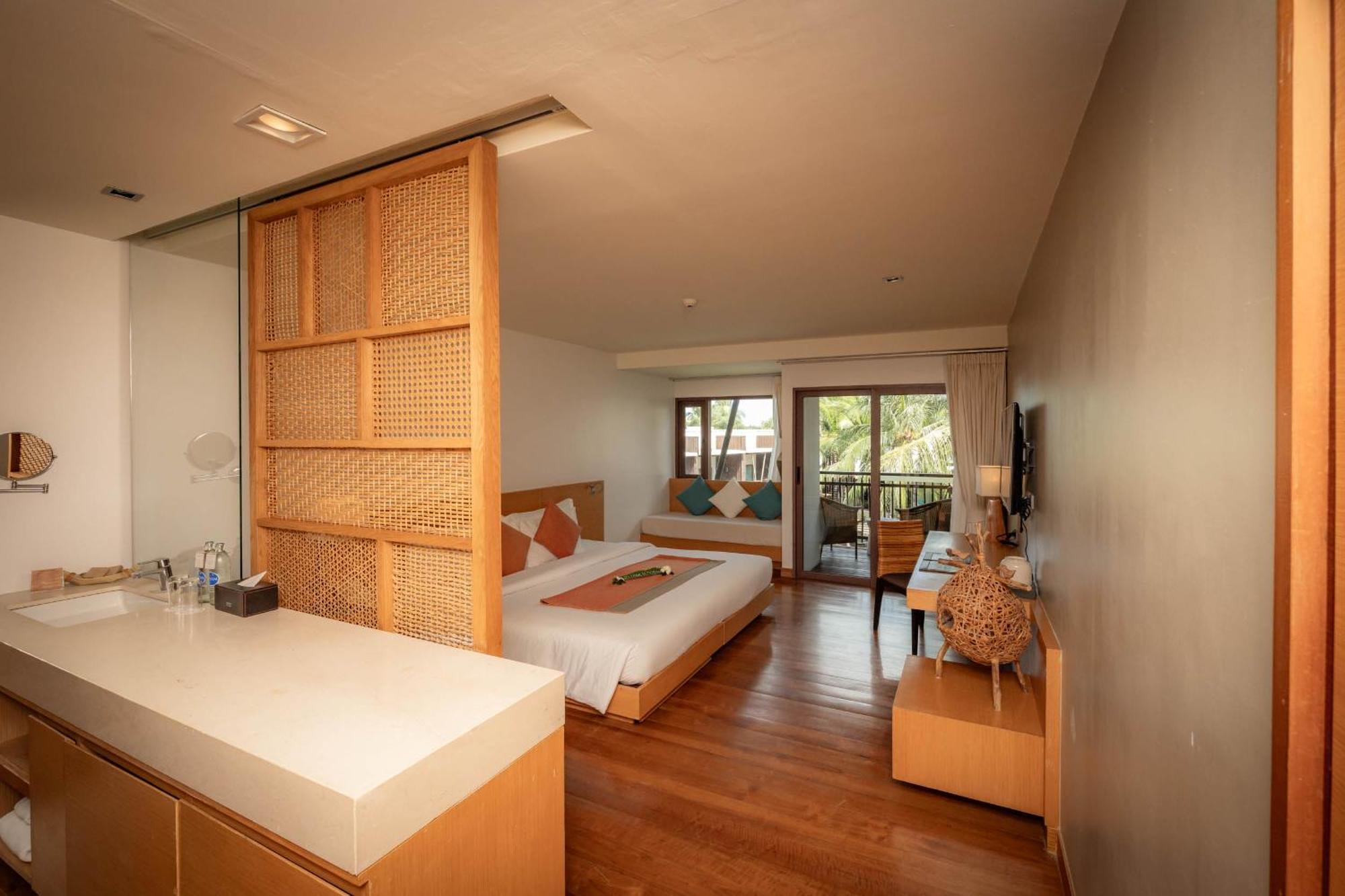 Prana Nandana 4* Strand Bang Rak